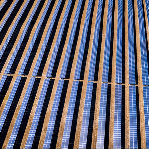 Vesper Energy clôture 590 millions de dollars pour un projet solaire de 745 MW au Texas
        